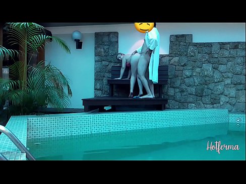 ❤️ Boss uzaicina kalponi uz baseinu, bet nevarēja pretoties karstu ️❌ Seks video pie mums lv.niceporn-tv.ru ﹏